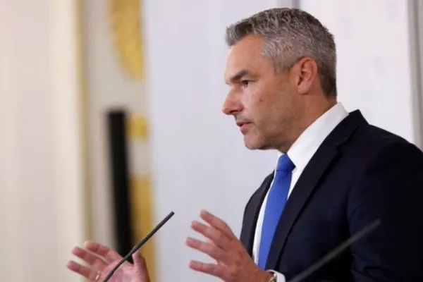 Cancelarul austriac Nehammer, după întâlnirea cu Putin la Moscova: „A fost o discuție dură”