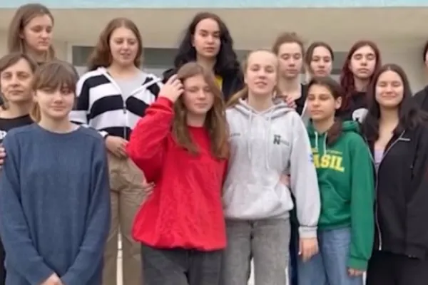 De la adversare, la prietene în momentele cele mai grele. O româncă, salvatorul sportivelor din Ucraina