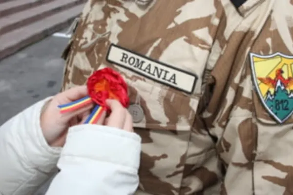 Câți bani încasează lunar eroii Revoluției și veteranii de război: date oficiale de la Casa de Pensii