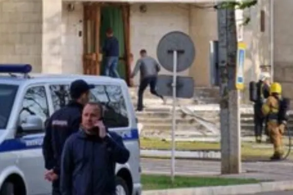 ATAC cu lansatoare de grenade, la Tiraspol: explozii la Ministerul Securităţii Publice - Sediul a fost încercuit de polițiști