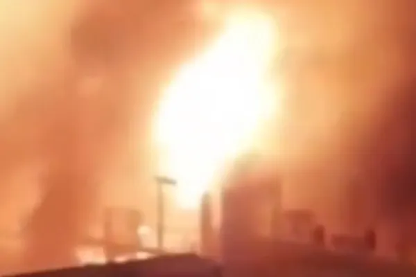 VIDEO | O centrală electrică din Rusia, cuprinsă de flăcări. Există suspiciunile unui sabotaj intern
