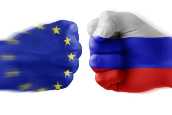 EMBARGO total și imediat pe importurile de petrol, combustibili, gaze din RUSIA, votat în Parlamentul European