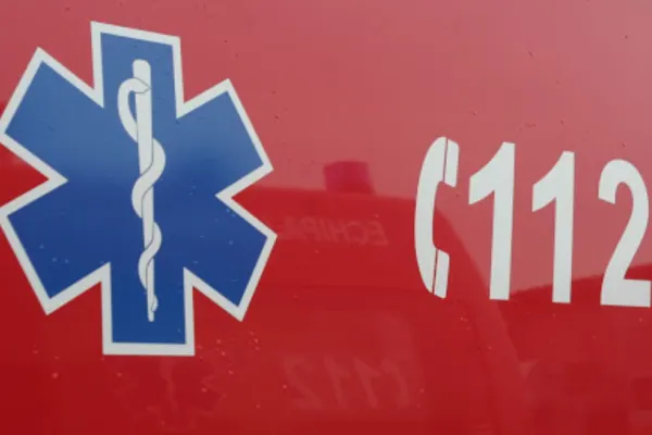 Accident colectiv de muncă, la o fabrică din jud. Alba: 4 angajați au suferit arsuri pe braţe şi faţă