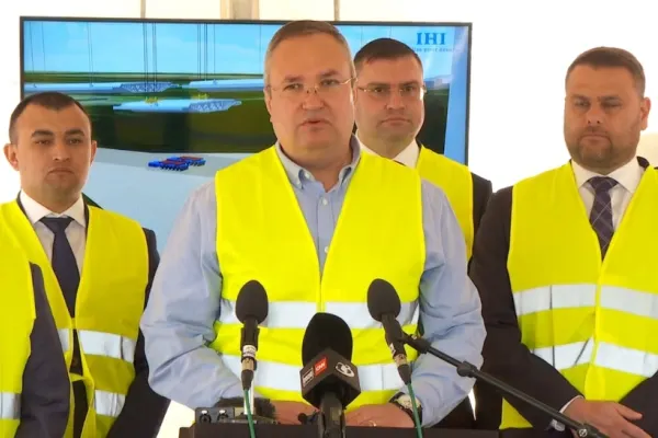 Nicolae Ciucă, pe șantierul Podului Suspendat peste Dunăre: „În decembrie, va fi în circulație” - Investițiile Guvernului