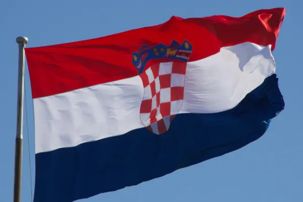 Scumpiri fără precedent în Croația după trecerea la moneda euro! Comercianții, în conflict major cu Guvernul
