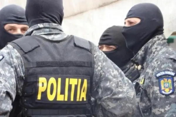 Percheziții în Brăila. Ce au descoperit polițiștii la locuințele a doi bărbați - FOTO