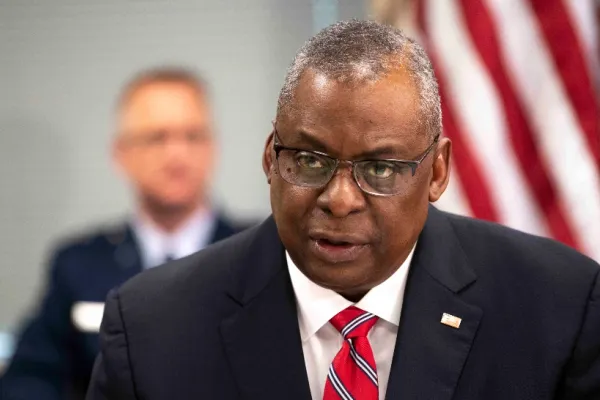 Șeful Pentagonului, internat la Terapie intensivă. Oficialul american și-a delegat atribuțiile adjunctului său: care este starea de sănătate a lui Lloyd Austin