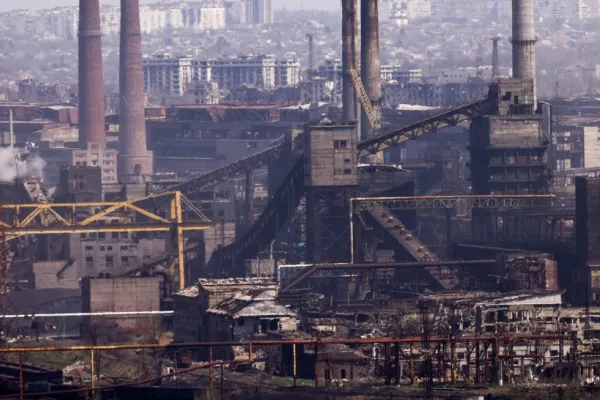 Război Ucraina. RUSIA promite, din nou, că încetează focul la Mariupol pentru eliberarea civililor din Azovstal