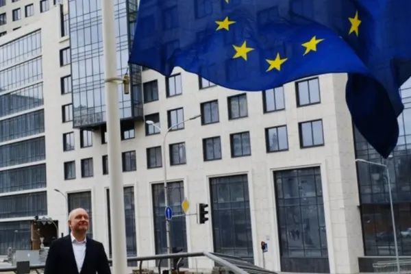 UE a revenit în Ucraina după 47 de zile de război - Și-a reluat activitatea diplomatică la Kiev