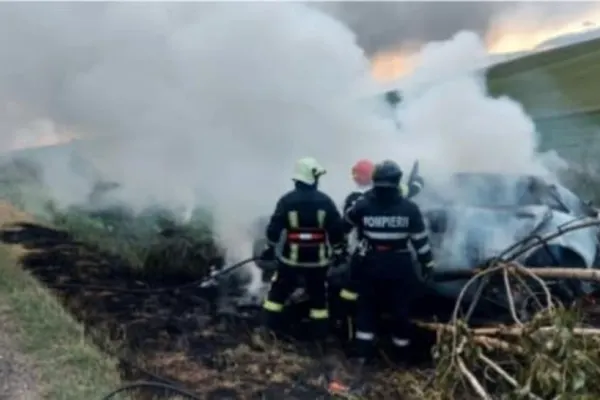 Accident ÎNGROZITOR în Iași! Un tânăr de 18 ani a ars de viu, după ce s-a răsturnat cu mașina