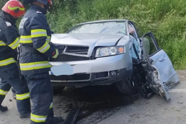 Accident cu 4 victime în Sălaj, în urma unui impact violent - FOTO