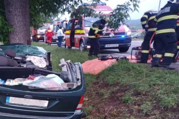 Accident cumplit în Bihor: 7 victime, dintre care 3 copii, în urma unui impact violent - FOTO