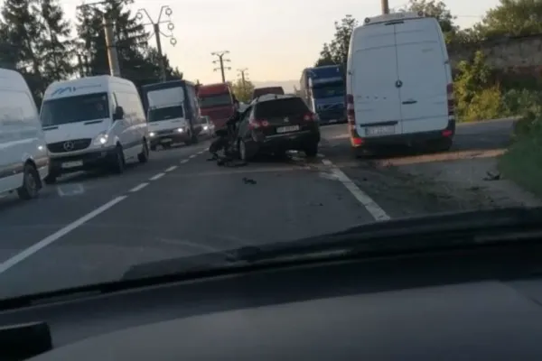 Accident grav în Brașov: Un bărbat a murit după ciocnirea violentă cu o autocisternă - Intervenția SMURD