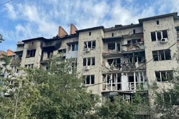 HARTA luptelor din estul Ucrainei - Rusia a bombardat „mișelește” o zonă rezidențială, în Donețk. IMAGINI cutremurătoare