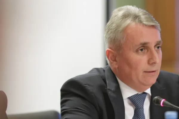 Lucian Bode: „Colaborarea cu PSD e de nota 7. PNL dă guvernări, nu e un partid-balama”