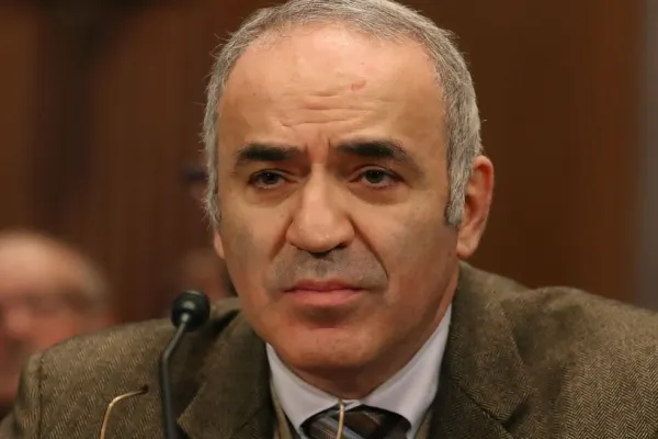 Gary Kaspraov: „Sfârşitul lui Vladimir Putin este mai aproape decât cred unii”