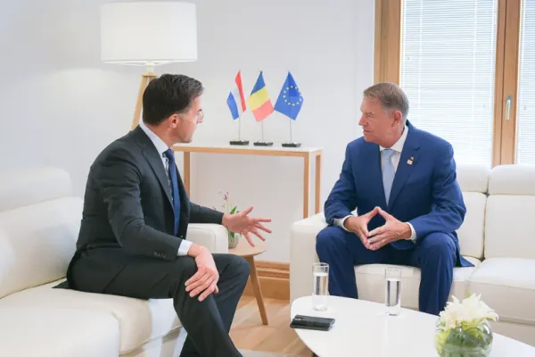 Klaus Iohannis, discuție cu premierul Olandei. Cum poate deveni Portul Constanța placa turnantă a exporturilor din Ucraina