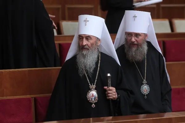 Mitropolitul Bisericii Ortodoxe Ucrainene, apel către Putin să le permită oamenilor blocați la Azovstal să plece în siguranță