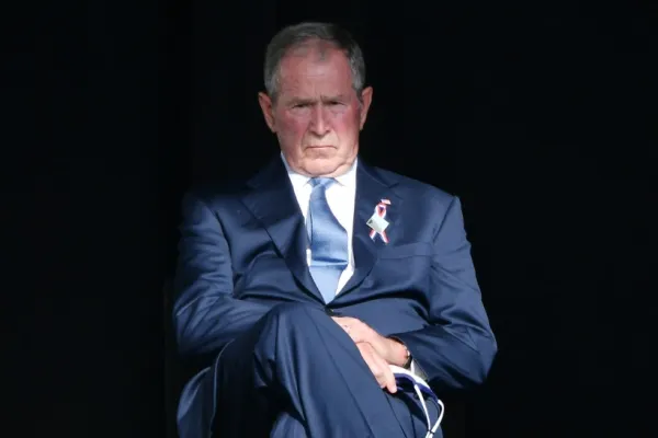 George W. Bush, gafă incredibilă - a încurcat Ucraina cu Irak: "O invazie total nejustificată a Irakului... a Ucrainei, vreau să spun" - VIDEO