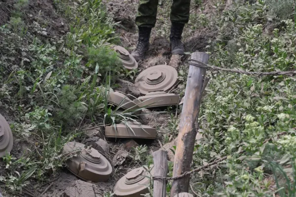 Război Ucraina. DEMINAREA după invazia Rusiei va dura între 5 și 10 ani - Pericolul letal pentru civili