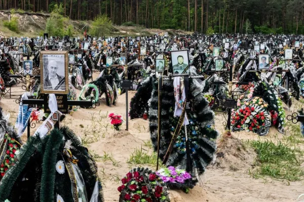 Cel puțin 13.000 de dosare pentru crime de război comise de armata Rusiei în Ucraina
