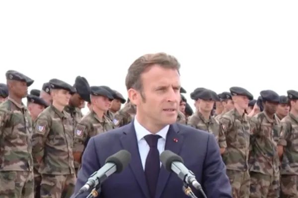 Macron este pregătit pentru noi discuții cu Vladimir Putin - Care sunt condițiile