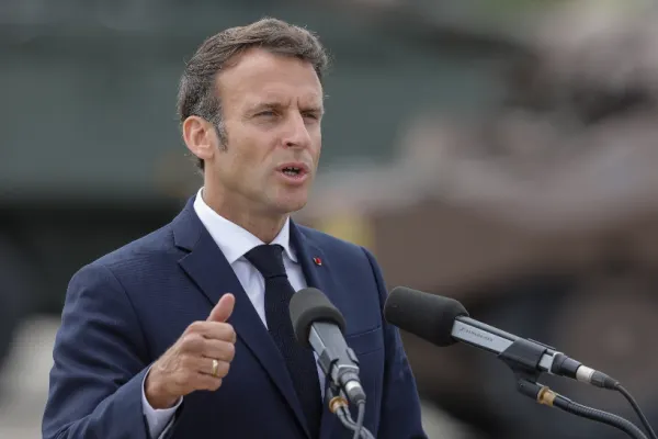 Emmanuel Macron, o nouă reuniune de criză convocată! Violențe EXTREME în Franța - Haos la porție Uniunii Europene