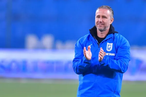 Laurențiu Reghecampf, concediat de Universitatea Craiova