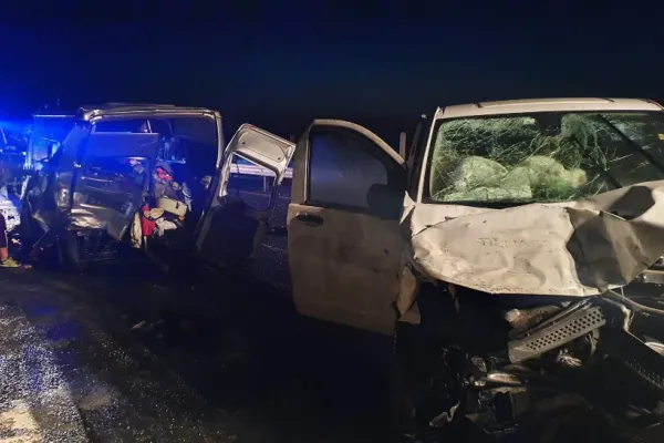Accident grav pe A1 între două microbuze cu pasageri, în apropiere de Pecica - 11 persoane au fost transportate la spital