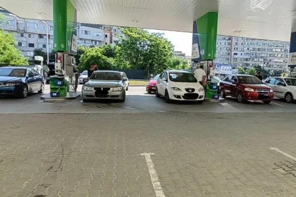 PROTEST împotriva prețurilor uriașe la carburant: benzinării BLOCATE - Manifestare de amploare