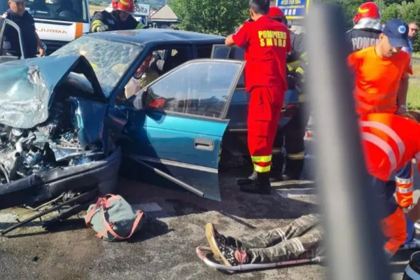 2 femei AU MURIT, in urma unui accident teribil, în județul Gorj. A intervenit elicopterul SMURD