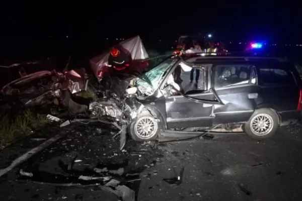 Inconștiență fără margini - Doi tineri beți și drogați au făcut accident și apoi s-au filmat, amuzați, pentru a posta imaginile pe rețelele de socialziare