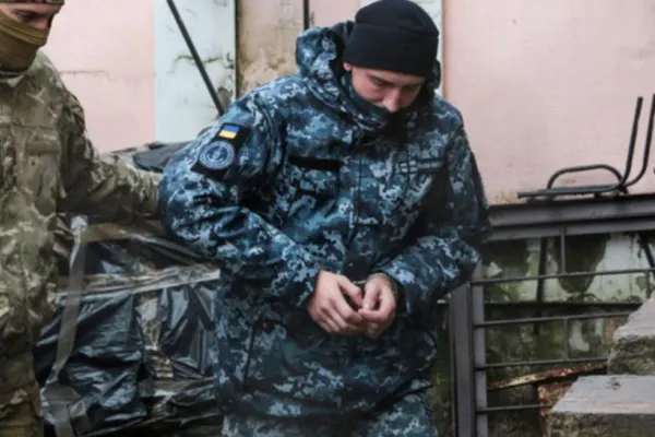 Comandanţi ai batalionului Azov capturaţi la Mariupol au fost transferaţi în închisoarea Lefortovo din Moscova