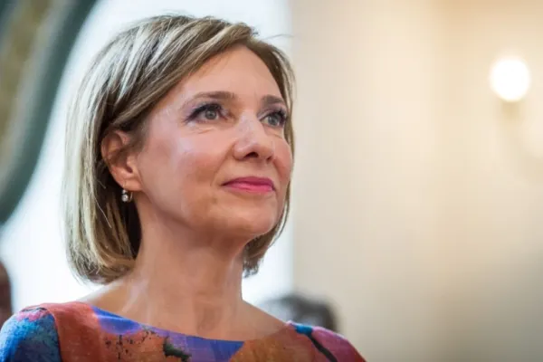 Administrația Prezidențială, răspuns la solicitarea Realitatea Plus. S-a întors Carmen Iohannis cu aeronava specială din Dubai?