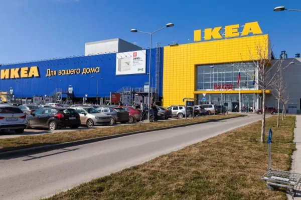 Ikea părăsește Rusia. Cu ce vor înlocui rușii rețeaua de magazine suedeze