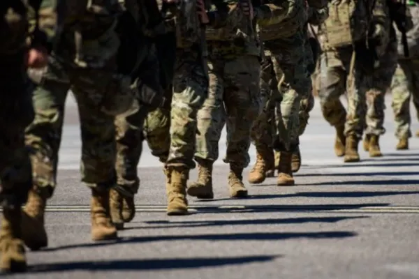 NATO adoptă decizii MAJORE pentru România: 200.000 de militari în flancul estic vor interveni rapid dacă Rusia atacă