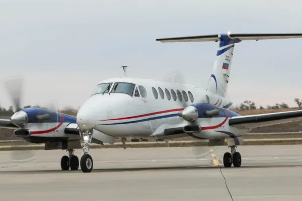 Avionul care a survolat România | Cine l-a cumpărat și ce legături sunt cu războiul din Ucraina