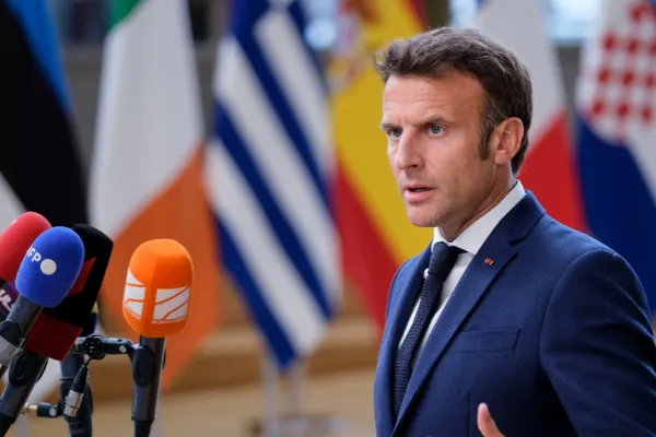 Emmanuel Macron: I-am propus lui Putin o rezoluție ONU pentru ridicarea blocadei asupra portului Odesa