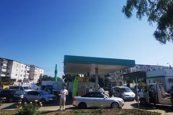 Transportatorii amenință și ei cu proteste de amploare, după ce șoferii de rând au blocat benzinăriile