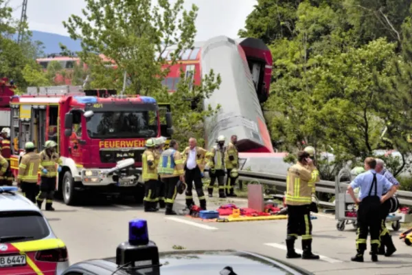 Mai mulți morți și zeci de răniți. Un tren a DERAIAT în Germania - VIDEO&FOTO