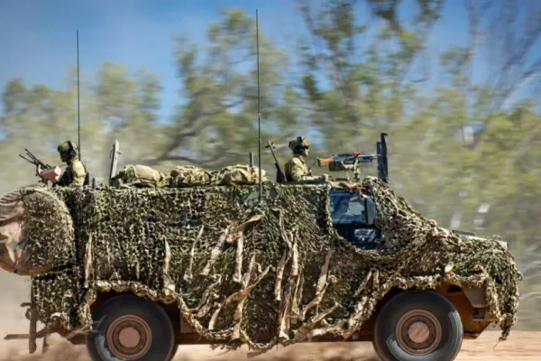 Război Rusia-Ucraina - Australia trimite încă 34 de vehicule militare, în valoare de 100 de milioane de dolari
