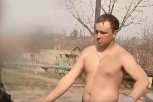 Procedura de "filtrare" a Moscovei, în teritoriile ocupate: ucrainenii, puși să se DEZBRACE de către ruși! Imagini RARE