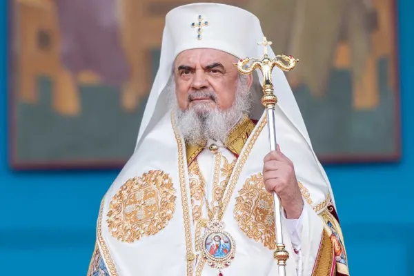 Mesajul Patriarhului Daniel de Anul Nou: „Sănătate şi mântuire, pace şi bucurie, fericire şi mult ajutor de la Dumnezeu!”