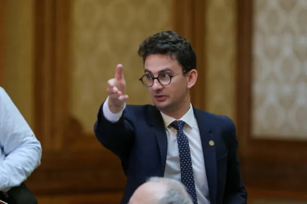 Iulian Bulai, anunț șoc: USR e pregătit să intre la guvernare alături de PNL, dar cu Drulă premier