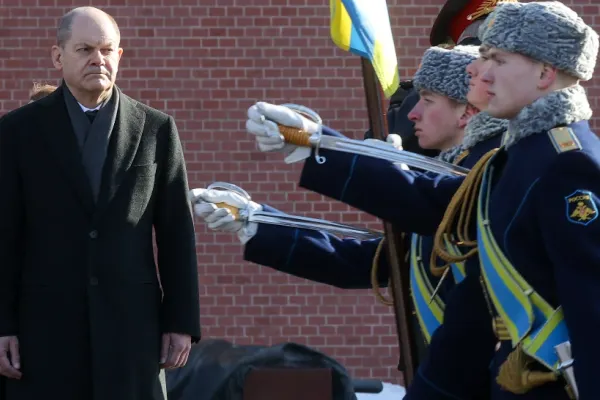 Germania încă speră în pace. Olaf Scholz, dispus să negocieze cu Putin instaurarea unei păci „juste”