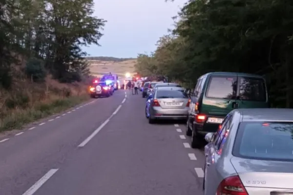 Accident cu 9 VICTIME: 2 persoane au MURIT, printre care și un copil - Bilanțul tragediei