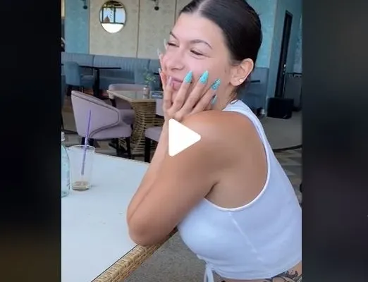 VIDEO – Ce au putut să vadă clienții unui restaurant de pe plajă, din Constanța, pe malul marii – Li s-a întors stomacul pe dos