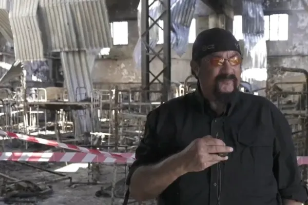 Steven Seagal, susținătorul lui PUTIN, actor principal în propaganda rusă contra Ucrainei - Mesaj halucinant din ruinele închisorii Olenivka
