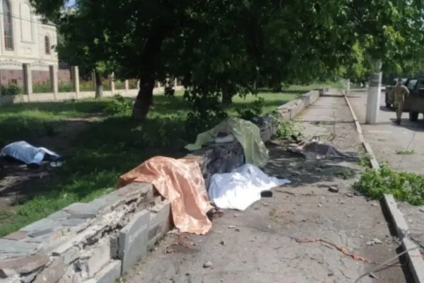 Stație de transport public din Ucraina, bombardată de ruși – 8 morți și 4 răniți, dintre care 3 copii