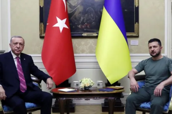 Întâlnire istorică. Erdogan și Zelenski, față în față, pentru prima oară de când PUTIN a început războiul - VIDEO